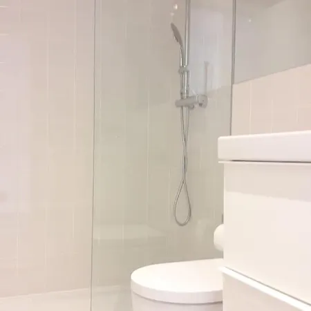 Modern Cosy Flat With Terrace In Campo De Ourique. *