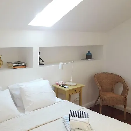 Apartament Modern Cosy Flat With Terrace In Campo De Ourique.